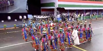 Mamta Banerjee Dances With Folk Artists At Independence Day Celebrations, Watch VIDEO