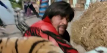 This Scene From Shahrukh Khan Om Shanti Om Scene Goes Viral People Shocked Says Thanks For Ruining Movie – शाहरुख खान की ओम शांति ओम का सीन हुआ वायरल, लोगों ने देख लिया कुछ ऐसा, बोले