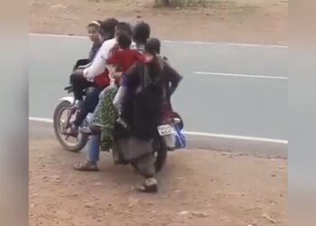 7 People Ride On A Bike, People Said – Where Was Such Talent Hidden, Get Them Paraded – एक बाइक पर 7 लोगों ने की सवारी, लोगों ने कहा
