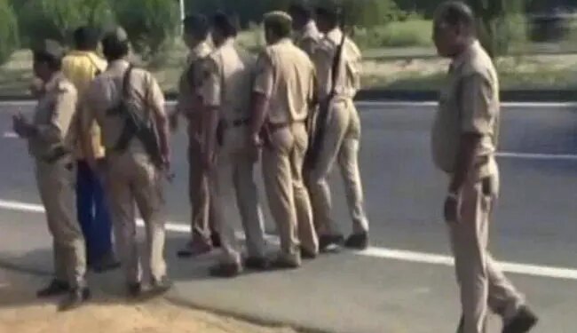 Amazing: A Gang Was Running In Bihar, From The Police Station To The Chowkidar, Everything Was Fake