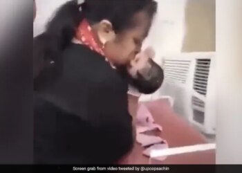 Newborns Life Saved By Respiration Agra Doctors Video Went Viral Again | Old Video Of Agra Doctor Reviving Newborn By Performing CPR Goes Viral