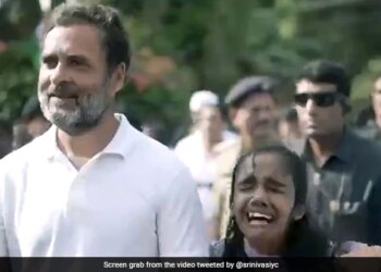 Bharat Jodo Yatra: Rahul Gandhi को देख भावुक हुई लड़की, गले लगकर फूट-फूट कर रोई