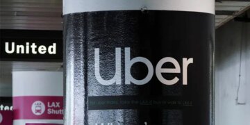 Cab Drivers Got Upset To Call Him Bhaiya And Uncle Uber Has The Ultimate Jugaad For Drivers Hilarious Request Tweet Viral – भइया-अंकल कहे जाने से परेशान हुए कैब ड्राइवर, किया ये जुगाड़, लोग बोले