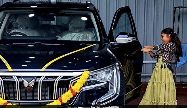 When The Father Bought The Car, The Daughter Chirped With Joy, Anand Mahindra Said – Daughter Made My Heart Happy – पिता ने गाड़ी ख़रीदी तो बेटी ख़ुशी से चहक उठी, आनंद महिंद्रा ने कहा