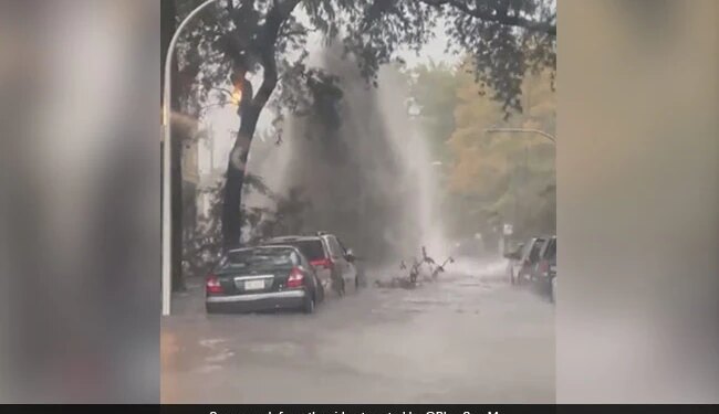 Sewer Burst On Road After Heavy Rain Resembles Huge Geyser In Chicago Watch Shocking Video