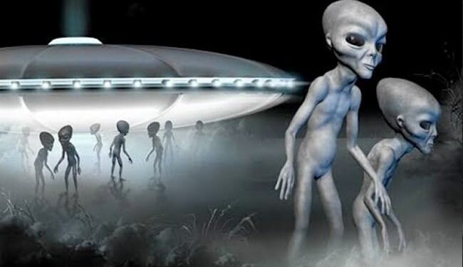 Mysterious Shining Light Was Seen In The Sky Of UP, People Said – Is This Aliens Train? – यूपी के आसमान में दिखी रहस्यमई चमचामाती रौशनी, लोगों ने कहा
