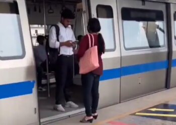 Video Of Girl Running Away From Boys Hand At Metro Station With Mobile Phone Goes Viral On Social Media