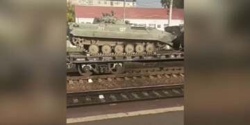Ukrainian Government Adviser Claims Russia Has Taken Out Soviet-Era Tanks From Storage Amid War Watch Video