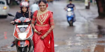Kerala Bride Unique Photoshoot Road Video Give Strong Message । Kerala Bride Walks On Road Full Of Potholes For Photoshoot