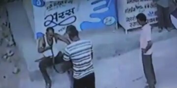 Snake Bite Video: Man Came To Catch Snake In Churu Rajasthan Dies Due To Snake Bite | Snake Attack On Man Snake Attack Video Pythons Python Snakes Cobra Churu Rajasthan Snake Bite Video