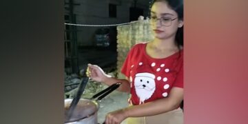 Bihar Student Starts Tea Stall Startup Known As B.Tech Chaiwaali In Faridabad See Viral Video