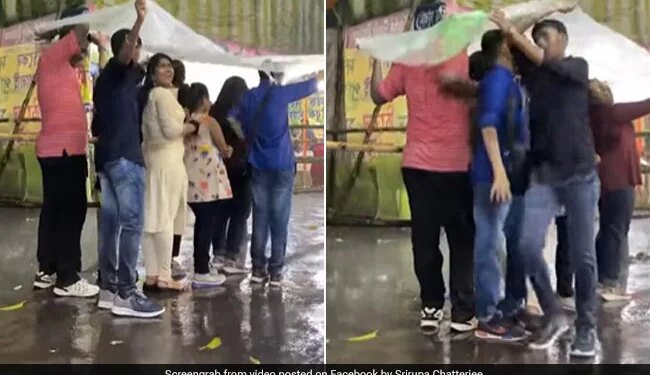 Friends Went To Hopping Durga Puja Pandal In Kolkata Amid Heavy Rains What They Did To Avoid Getting Wet All Are Praising