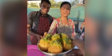 Video: This Deaf-Mute Couple Runs A Humble Pani Puri Stall In Nashik
