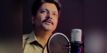 The Police Constable Sang The Song Desh Mere In A Very Beautiful Voice, They Would Be Convinced To Hear The Voice