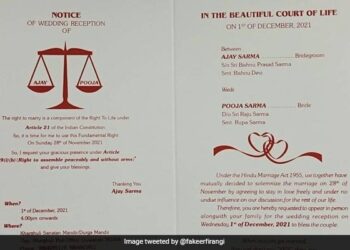 In The Wedding Card Itself, The Lawyer Told The Sections Of The Marriage Act And The Constitution, The Picture Went Viral