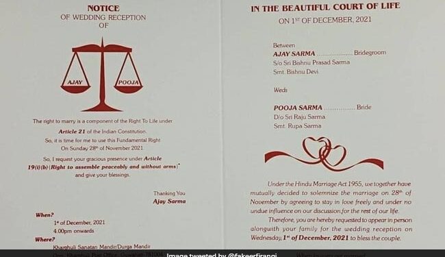 In The Wedding Card Itself, The Lawyer Told The Sections Of The Marriage Act And The Constitution, The Picture Went Viral