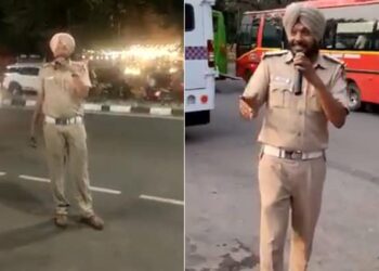 Policeman Sing Daler Mehndi Song On Road: Chandigarh Sikh Police Officer Sing Daler Mehndi Song Bolo Tara Ra Ra On Road