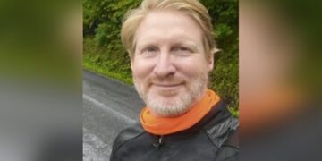 Man Returning From Daughters Birthday Party Dies After GPS Directs Him Off Broken Bridge | Man Dies After His Car Crashed On Broken Bridge Due To Wrong Gps Map