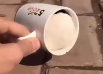 Is There Coffee In The Cup Or Something? 7 Million People Watched This Video, The Mystery Still Remains!