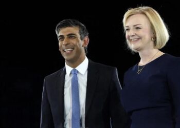 Liz Truss Resigns As British Prime Minister, People Said – Will Rishi Sunak Be The Next PM? – लिज़ ट्रस ने ब्रिटिश प्रधानमंत्री पद से दिया इस्तीफा, लोगों ने कहा