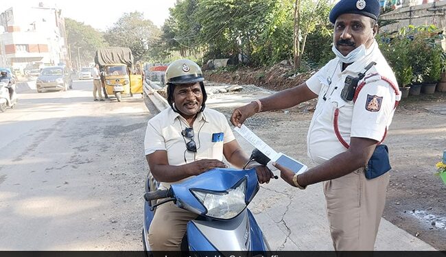 Bangalore Traffic Police Fined A Police Employee For Wearing Wrong Helmet, Picture Went Viral On Social Media