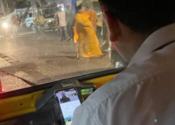 Uber Driver Goes Above & Beyond Taking YouTube Lessons To Help Daughter In UPSC Preparation