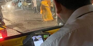 Uber Driver Goes Above & Beyond Taking YouTube Lessons To Help Daughter In UPSC Preparation