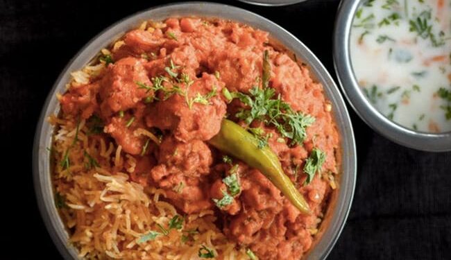 Delivery Boy Came In 8 Minutes:Tweet About Quick Biryani Delivery In Bengaluru Goes Viral Internet Reacts