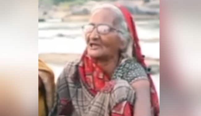 Dadi Playing Harmonium : Elderly Woman Singing Along With Playing Harmonium