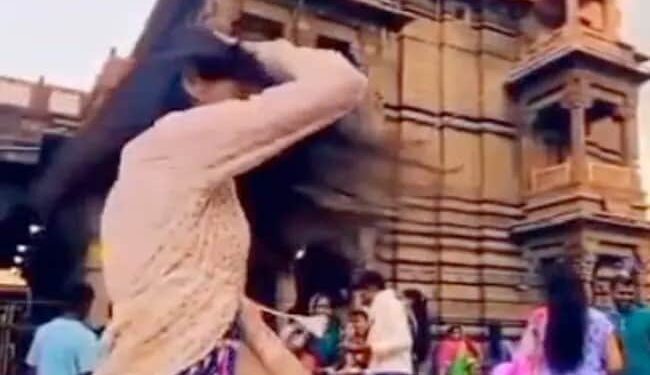 There Was A Ruckus On The Reels Made In The Mahakal Temple, Home Minister Narottam Mishra Said – It Is Out Of Tolerance – महाकाल मंदिर में बनाए रील्‍स पर हुआ बवाल, गृह मंत्री नरोत्‍तम मिश्रा ने कहा