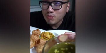 Vietnamese Food Blogger Tries Pani Puri For The First Time His Reaction Goes Viral Watch