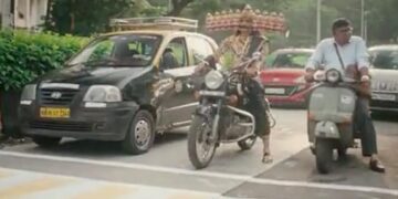 Mumbai Police Gave Message On Dussehra 2022: Mumbai Traffic Police Use Dussehra Raavan Motif To Send Safety Message Of Wearing Helmet