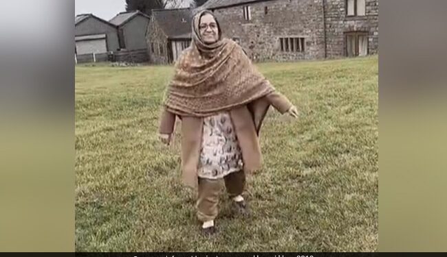 Old Woman Dance On Govinda Song: Elderly Woman Dances To Govinda Kisi Disco Mein Jaye Song