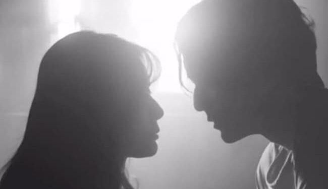 Children Who Watch Sexy Movies Are Also More Likely To Have Unprotected Sex – Research – सेक्सी फिल्में देखने वाले बच्चों द्वारा असुरक्षित यौन संबंध बनाए जाने की संभावना भी ज़्यादा होती है