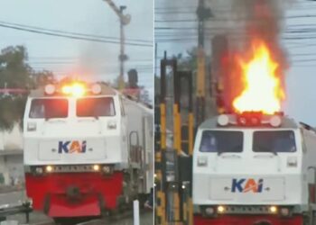 Fire On Train Engine: Viral Video Of Fire With Fume From The Engine Of Old Train
