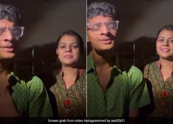 Mother Son Mashup Of Aaoge Jab Tum With Rahe Na Rahe Hum Is A Music Lovers See Viral Video