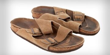 Steve Jobs Sandals Auction Steve Jobs Wore This Sandal In 1970 Expected To Sell For Rs 64 Lakhs 43 Thousand In Auction