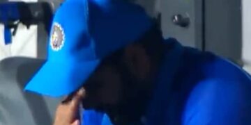 Rohit Sharma Started Crying Alone After The Defeat, IAS Said – We Are A Team, We Will Cry, But Will Be Together Every Moment – हार के बाद अकेले रोने लगे रोहित शर्मा, IAS ने कहा