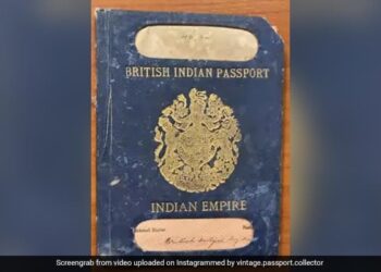 British Indian Passport Of 1927 Was Like This, Video Went Viral On Social Media