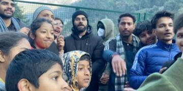 Man Sharing How He Met Virat Kohli In Nainital Melts Internet See Viral Video
