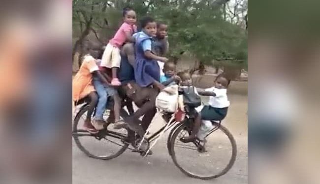 How Many Children Are Riding This Cycle? This 18 Second Video Has Surprised People