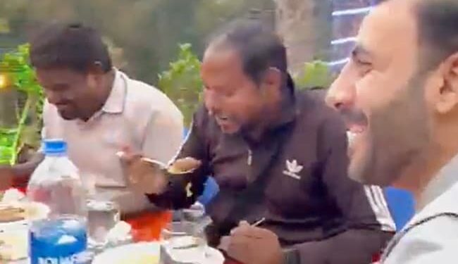 Pakistani Man Throws A Biryani Feast For Indian Family Wins Internet