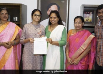 Beedi Makers Daughter Cracked MBBS Exam, Created History By Reading From YouTube