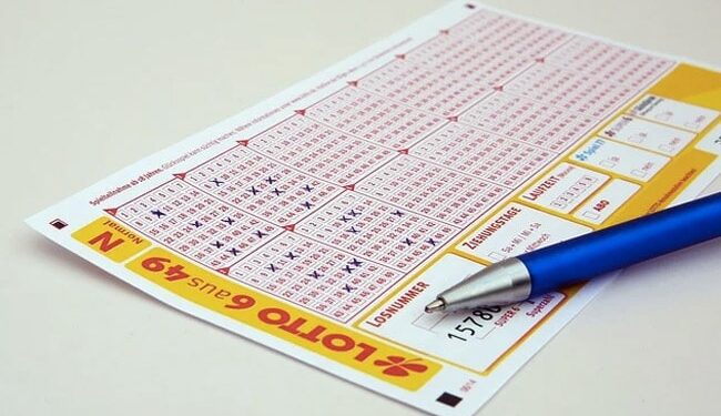 This Woman Wins Two Lottery Prizes In Single Day Would Use It As Retirement Fund – इस महिला ने एक दिन में जीतीं दो बड़ी Lottery…कहा- हो गया रिटायरमेंट का इंतजाम