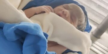 The Woman Gave Birth To A Child At The Delhi Airport Itself, The Staff Said- Welcome Little Passenger – महिला ने दिल्ली एयरपोर्ट पर ही दिया बच्चे को जन्म, कर्मचारियों ने कहा