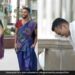 The Grooms Friends Attended The Wedding Wearing A Saree, Except The Bride Everyone Started Looking At Him, See Viral Video