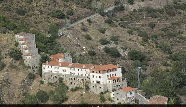 An Entire Spanish Village Is On Sale For Rs 2.1 Crore: Spanish Village With 44 Houses Is On Sale For Rs 2 Crore