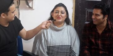 Driver Married Woman In Pakistan, Became Showroom Owner Overnight, Said- I Drive Well – पाकिस्तान में ड्राइवर ने महिला ने की शादी, रातों-रात बना शोरूम मालिक, कहा