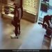 Viral Video Of A Thief Running Into A Glass Door While To Trying To Escape With Luxury Bags In US – VIDEO : 14 लाख के बैग चुरा कर भाग रहा था चोर…शीशे से हुई ज़ोरदार टक्कर…