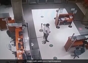 Ghost Entered In Hospital In Argentina Leaves Internet Shocked See Hair Raising Video